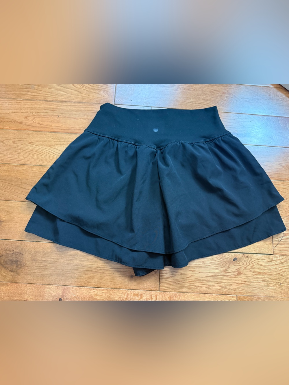Yogalicious Lightstreme Flirty 2 in 1 Shorts - Picture 2 of 4